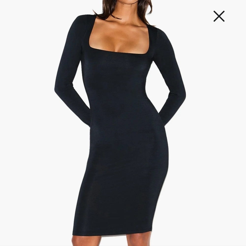 Skims Obsidian Smooth Layers Long Sleeve Dress, XS